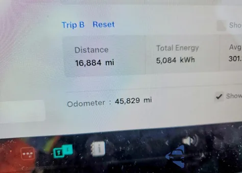 2020 Tesla Model Y из США, поврежденный, VIN 5YJYGDEE2LF041844